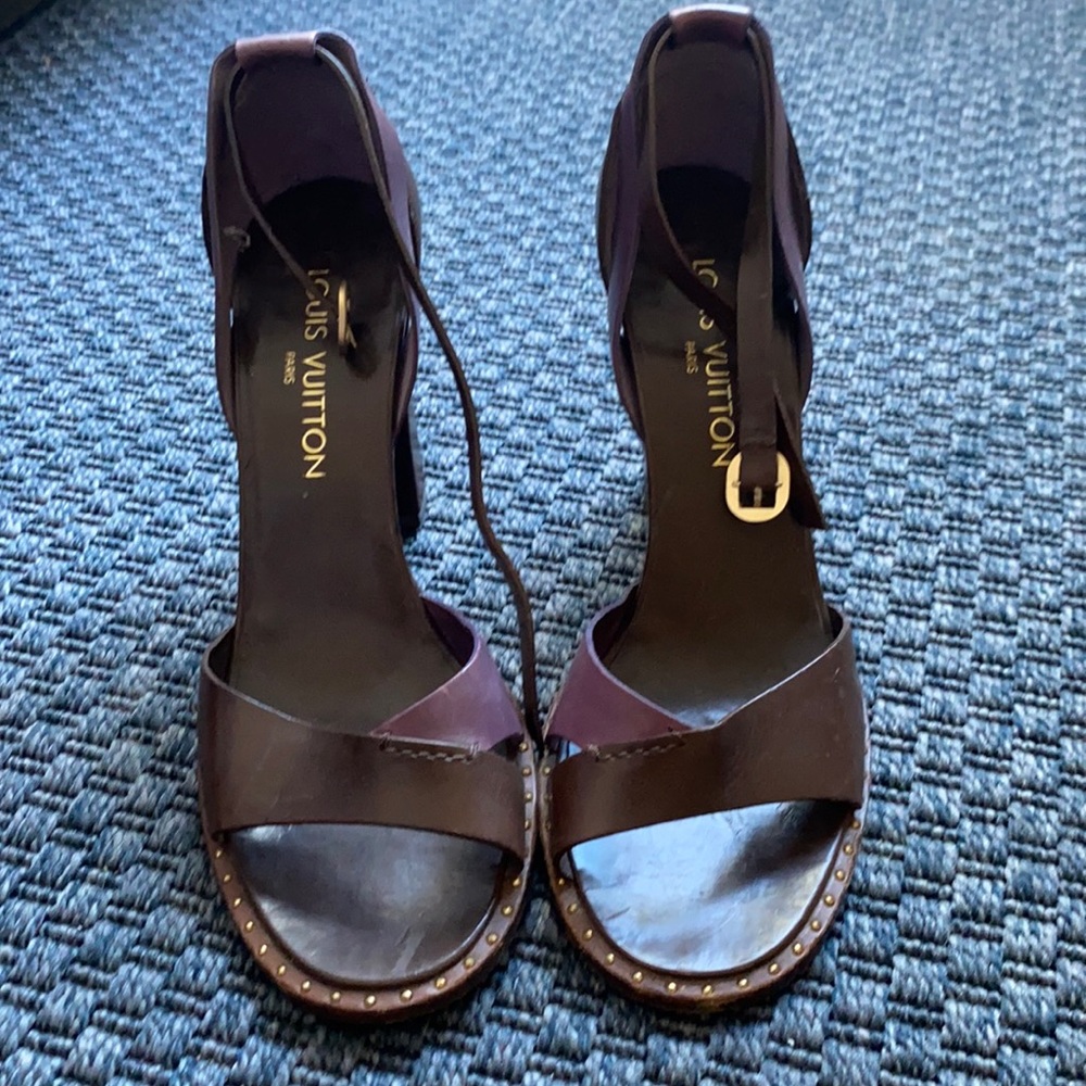 LV leather heel sandal